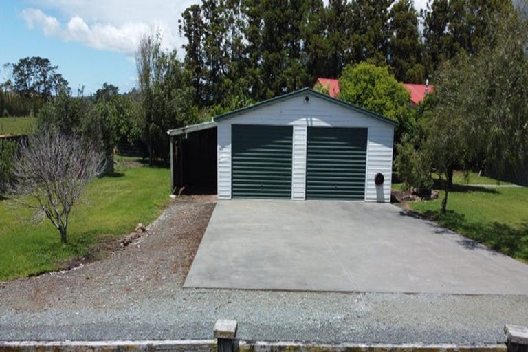 Photo of property in 23a South Road, Waipu, 0510