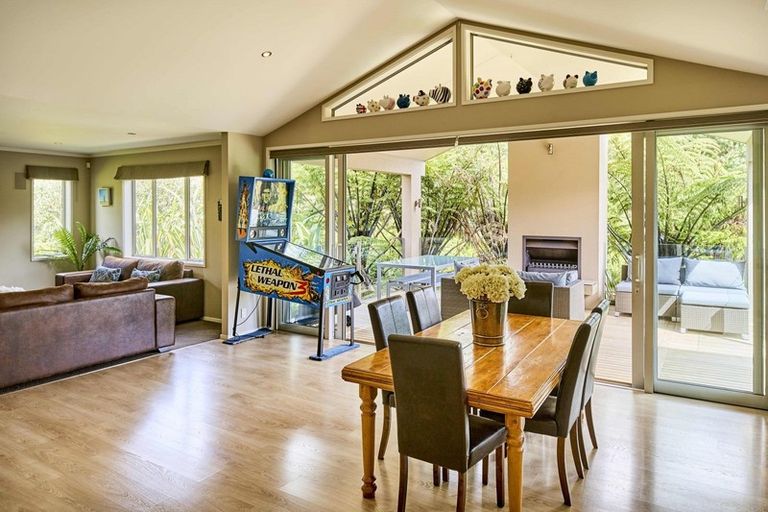 Photo of property in 44 Gray Street, Pukerua Bay, 5026