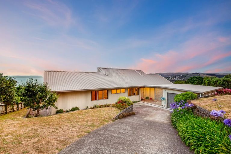 Photo of property in 9 Tregear Place, Camborne, Porirua, 5026