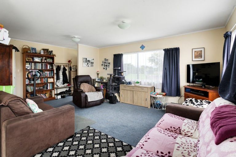 Photo of property in 10 Katterns Street, Katikati, 3129