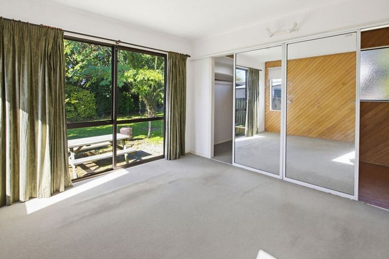 Photo of property in 17 Alastair Avenue, Owhata, Rotorua, 3010