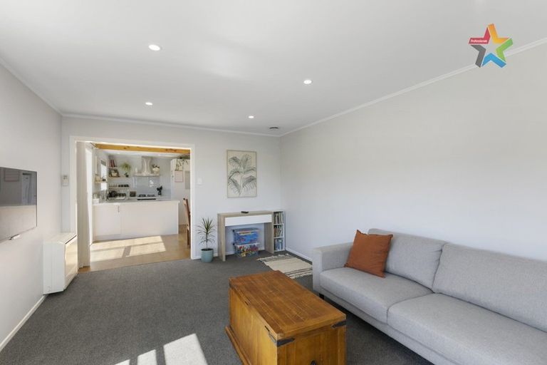 Photo of property in 13 Otira Grove, Kelson, Lower Hutt, 5010