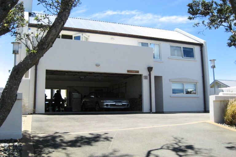 Photo of property in 180 Onslow Road, Khandallah, Wellington, 6035