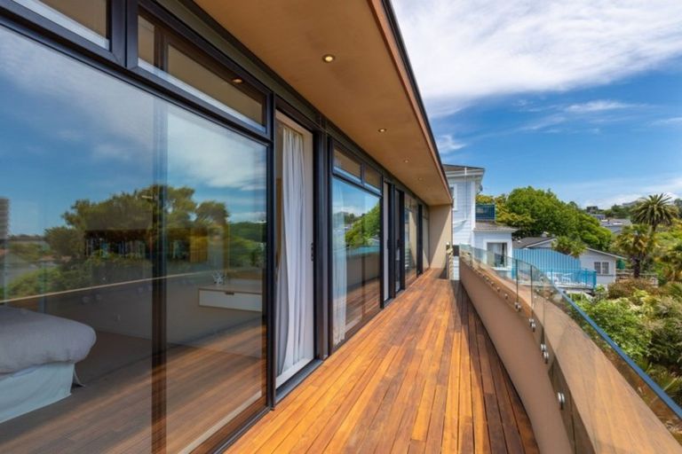 Photo of property in 27 Examiner Street, Nelson, 7010