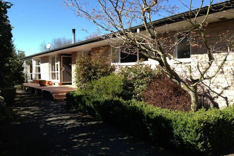 Photo of property in 12 Westmont Street, Ilam, Christchurch, 8041