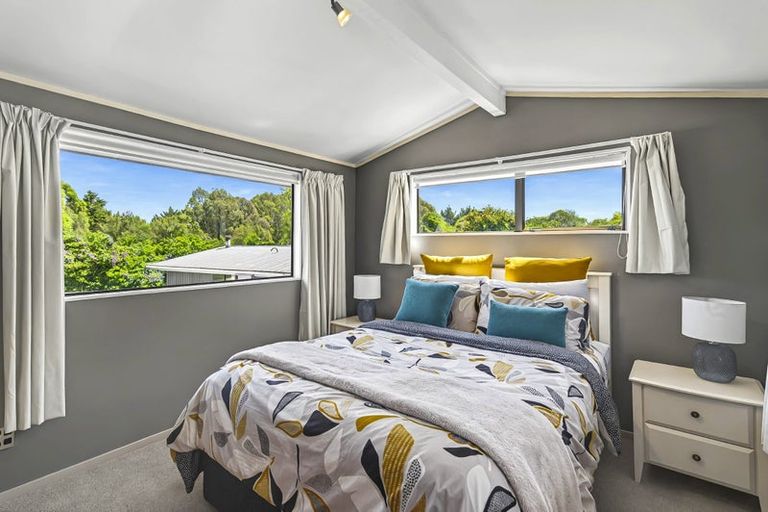 Photo of property in 222 Main Road South, Raumati South, Paraparaumu, 5032