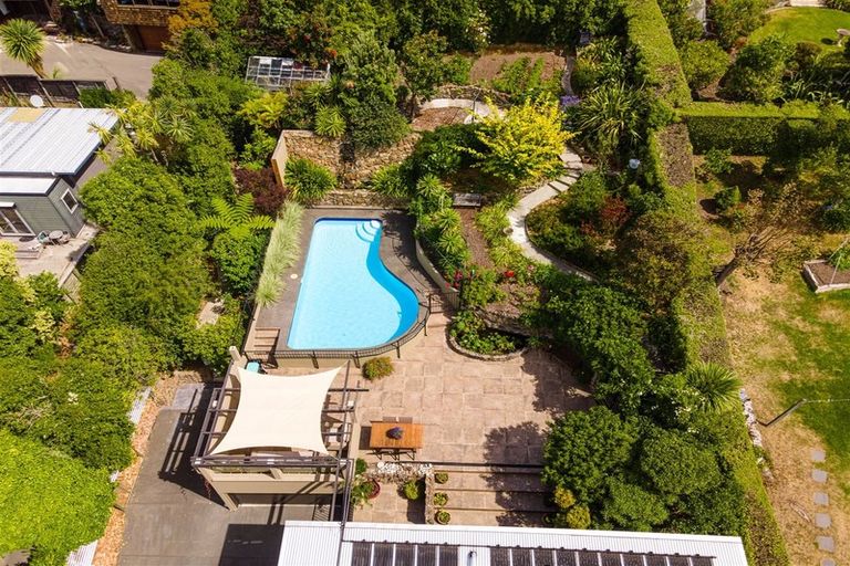 Photo of property in 198 Mount Pleasant Road, Mount Pleasant, Christchurch, 8081