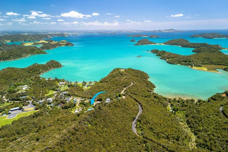 Photo of property in 264a Kempthorne Road, Russell, 0272