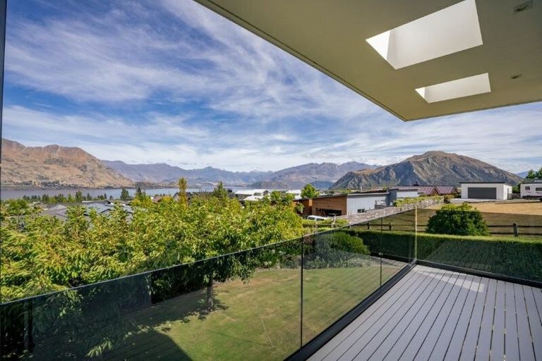Photo of property in 47 Forest Heights, Wanaka, 9305