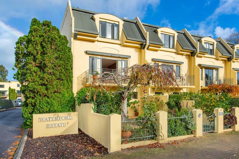 Photo of property in 9/118 Grantham Street, Hamilton Central, Hamilton, 3204