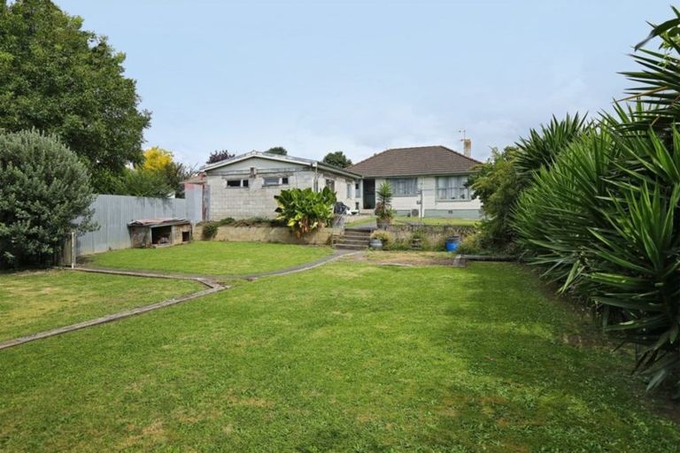 Photo of property in 1002 Hood Street, Mayfair, Hastings, 4122