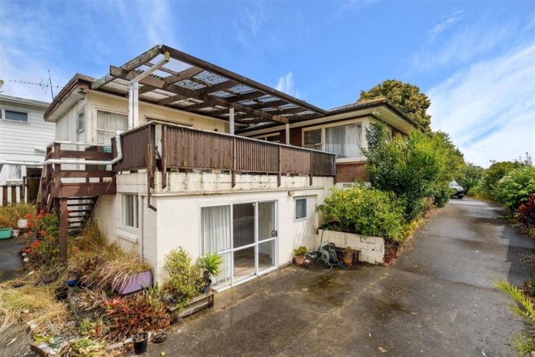 Photo of property in 36 Jade Avenue, Pakuranga Heights, Auckland, 2010