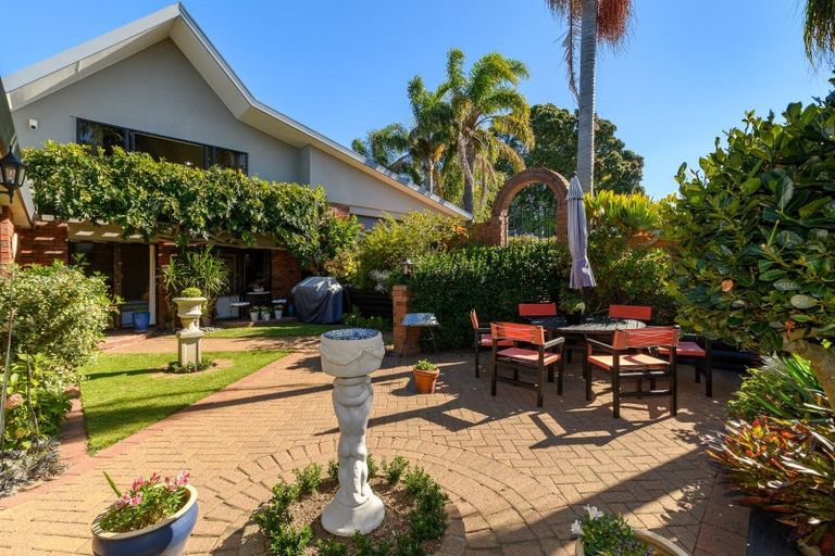 Photo of property in 51 Hillcrest Road, Otumoetai, Tauranga, 3110
