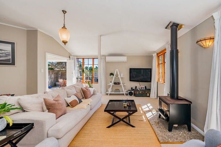 Photo of property in 99a Ruapehu Street, Paraparaumu, 5032