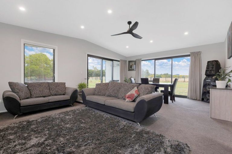 Photo of property in 71 Terrace Road, Cust, Rangiora, 7471