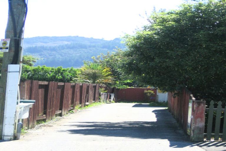 Photo of property in 98a Martin Street, Wallaceville, Upper Hutt, 5018