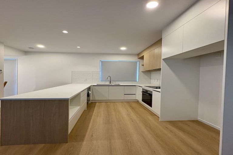 Photo of property in 14c Elcoat Avenue, Te Atatu South, Auckland, 0610