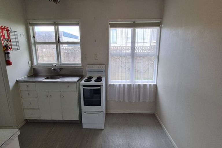 Photo of property in 2/81 Christmas Road, Manurewa, Auckland, 2102