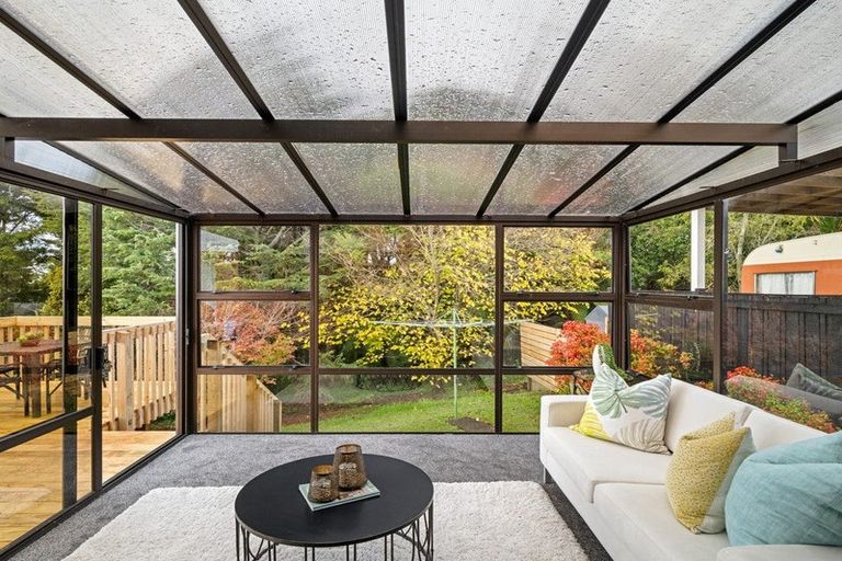 Photo of property in 2/38 Mountbatten Avenue, Hillcrest, Auckland, 0627