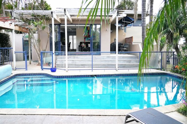 Photo of property in 47 Eban Avenue, Hillcrest, Auckland, 0627