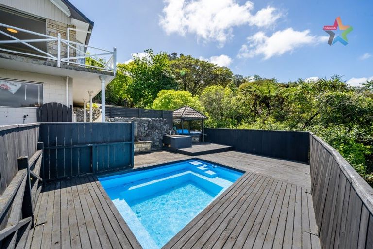 Photo of property in 28 Gurney Road, Kelson, Lower Hutt, 5010