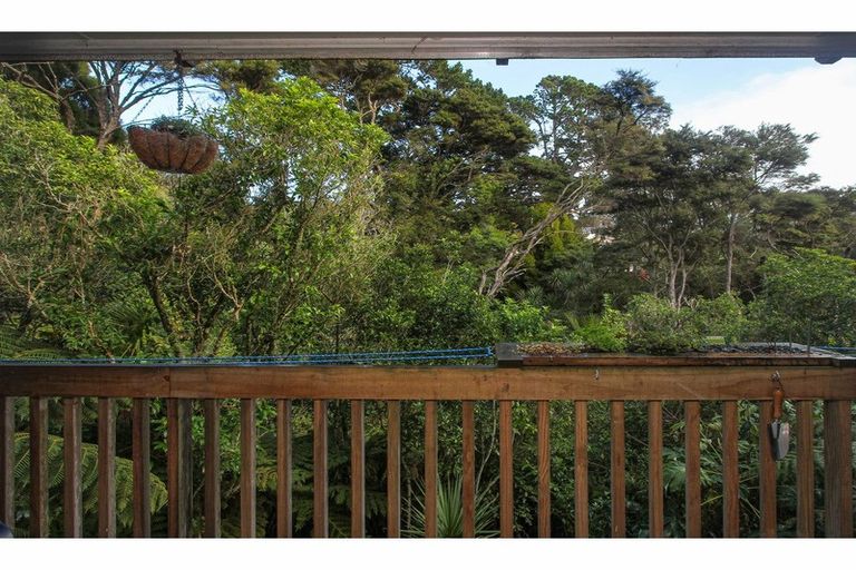 Photo of property in 1/26 Bryers Place, Bayview, Auckland, 0629
