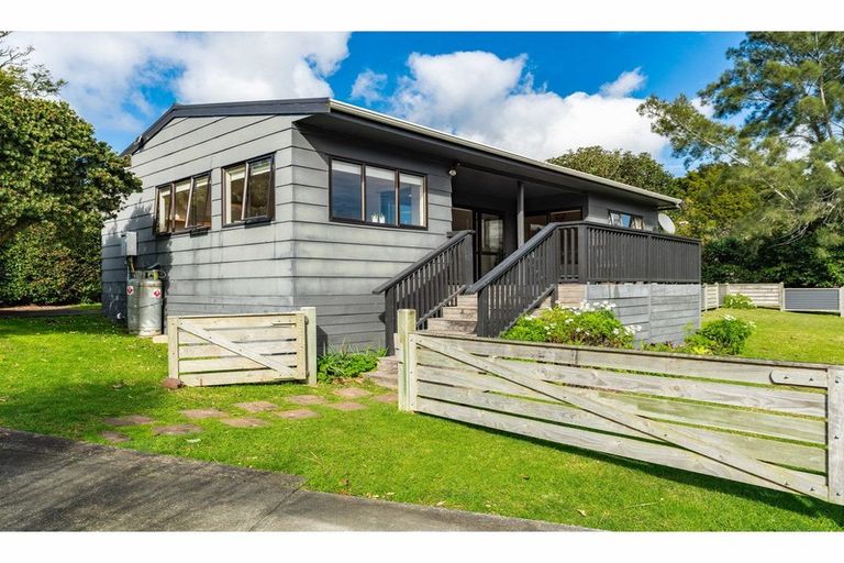 Photo of property in 13 Tara Road, Mangawhai, Kaiwaka, 0573