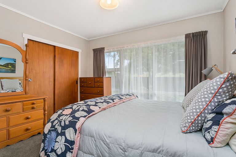 Photo of property in 1 Frame Street, Leamington, Cambridge, 3432