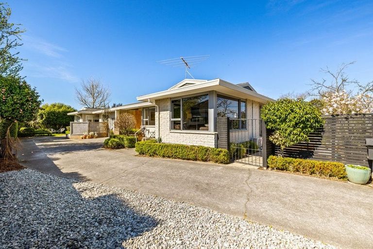 Photo of property in 2/30 Konini Street, Riccarton, Christchurch, 8041