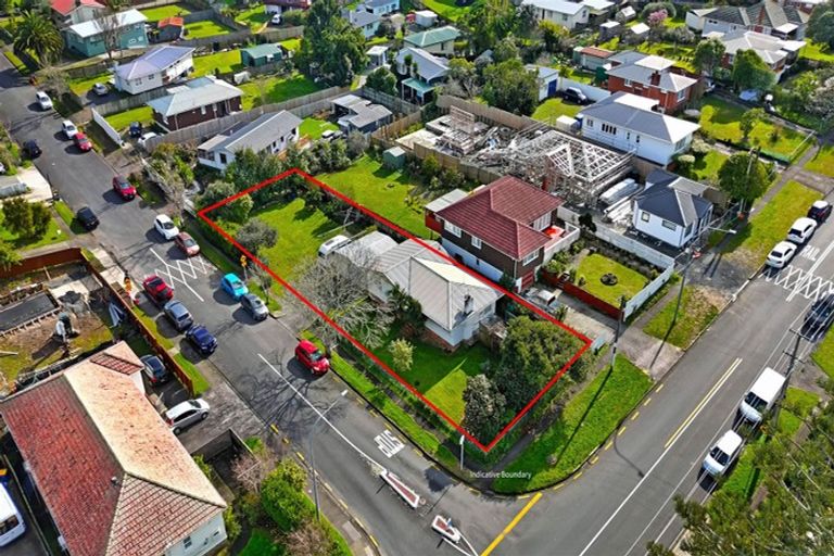 Photo of property in 56 Tahi Terrace, Glen Eden, Auckland, 0602