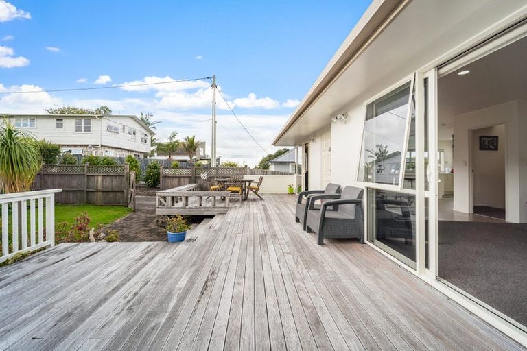 Photo of property in 16a Zealandia Road, Manly, Whangaparaoa, 0930