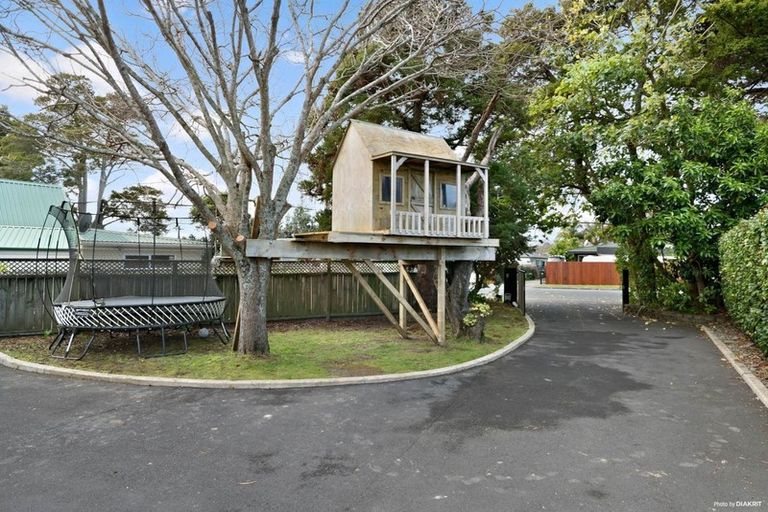 Photo of property in 86 Ladies Mile, Manly, Whangaparaoa, 0930