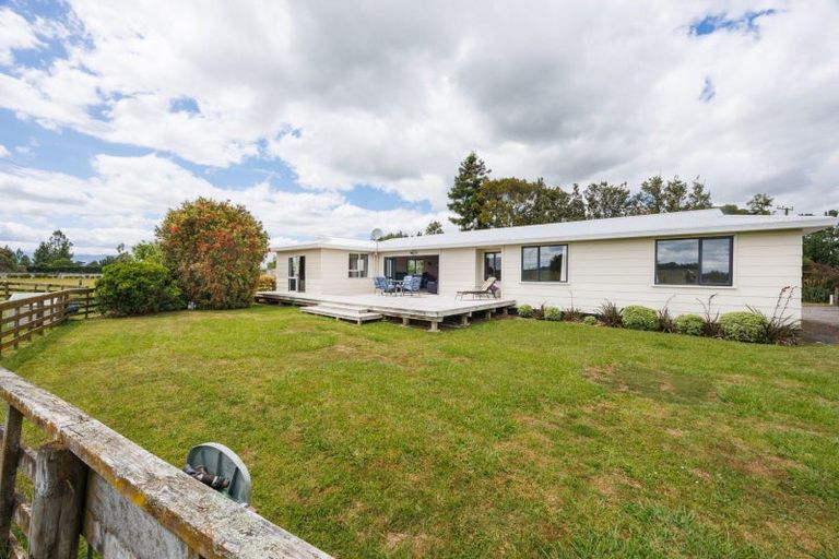 Photo of property in 69 Reid Line East, Aorangi, Feilding, 4775