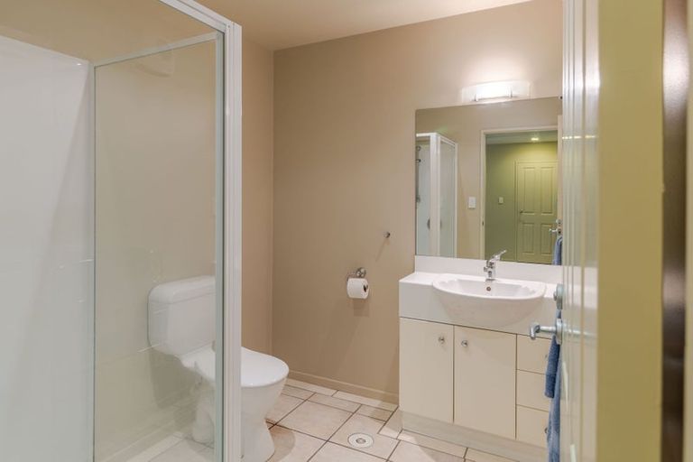 Photo of property in 22 Paremata Drive, Paremata, Porirua, 5024