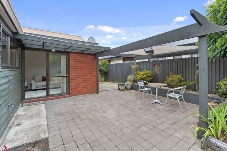 Photo of property in 240 Queenspark Drive, Parklands, Christchurch, 8083