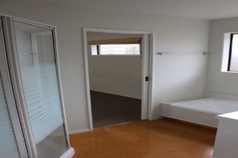 Photo of property in 22a Euston Street, Riccarton, Christchurch, 8041