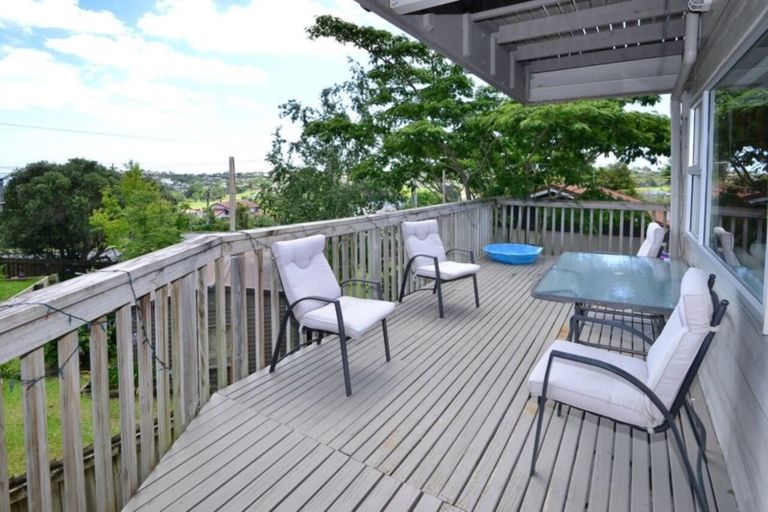 Photo of property in 12 Kauri Road, Stanmore Bay, Whangaparaoa, 0932