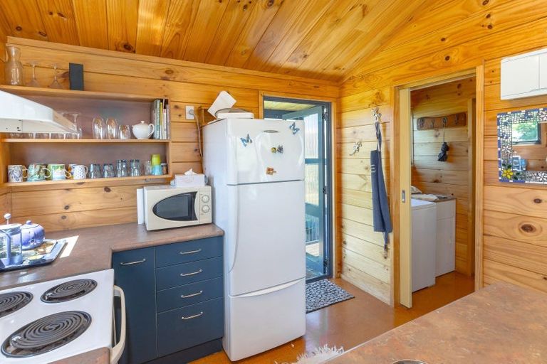 Photo of property in 46 Guthrie Crescent, Castlepoint, Tinui, 5889