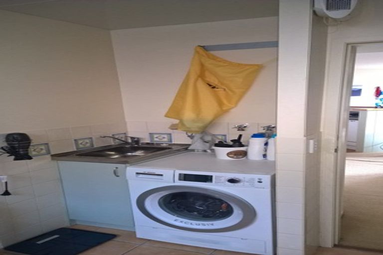 Photo of property in 74 Nairn Street, Mount Cook, Wellington, 6011