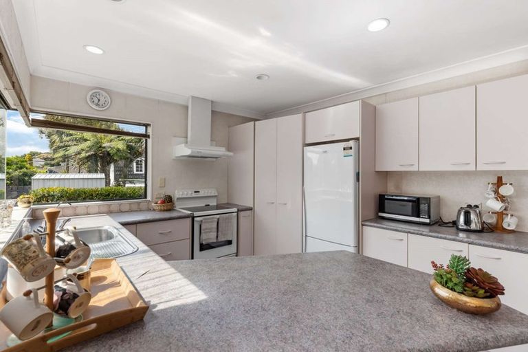 Photo of property in 14a Campbell Place, Papakura, 2110