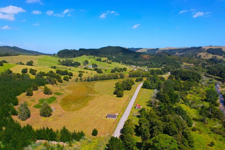 Property details for 137 Opouteke Road, Kaihu, Dargaville, 0379