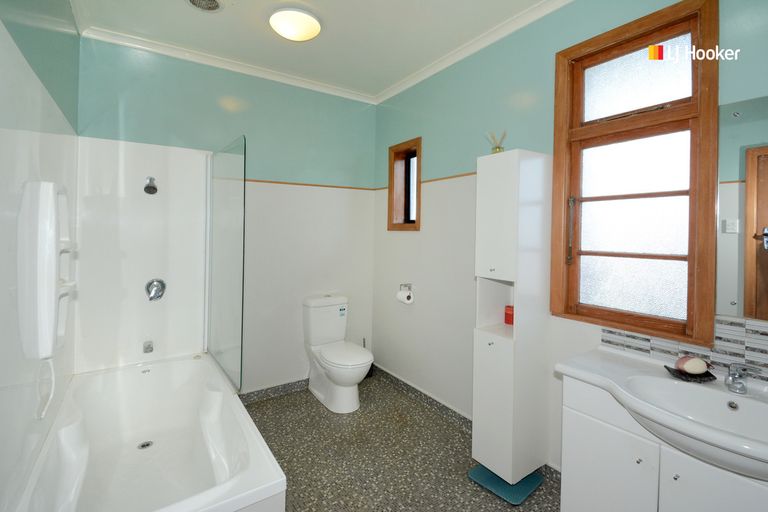 Photo of property in 97 Tomahawk Road, Andersons Bay, Dunedin, 9013