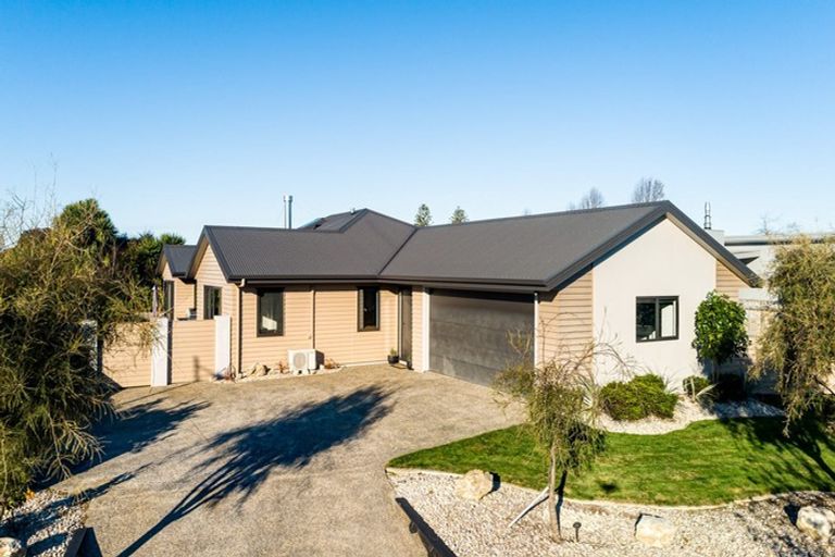 Photo of property in 5 Memorial Drive, Motueka, 7120