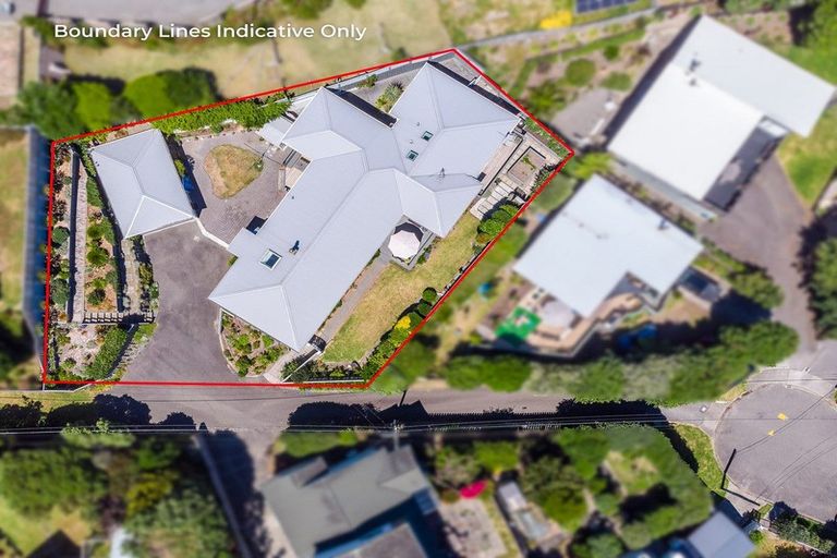 Photo of property in 16 Webber Street, Paraparaumu Beach, Paraparaumu, 5032