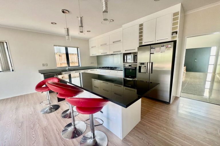 Photo of property in 99 Flat Bush School Road, Flat Bush, Auckland, 2019