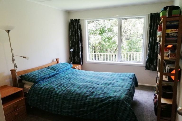 Photo of property in 34 Holborn Drive, Stokes Valley, Lower Hutt, 5019