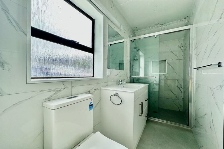 Photo of property in 1 Short Street, Manurewa East, Auckland, 2102