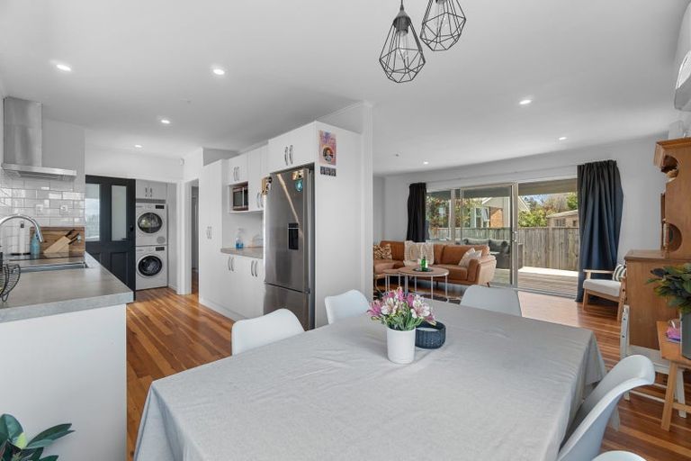 Photo of property in 21 Rosalind Street, Deanwell, Hamilton, 3206