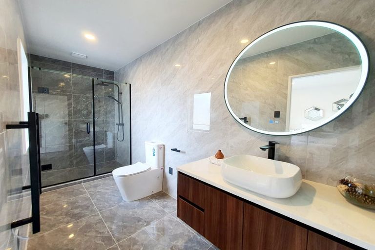 Photo of property in 5 Sager Midgley Road, Hobsonville, Auckland, 0616