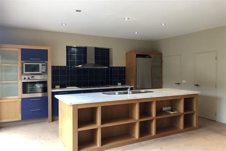 Photo of property in 14 Daldys Bush Lane, Bayview, Auckland, 0629